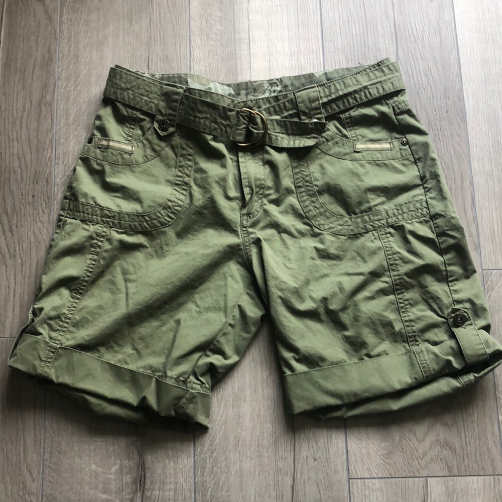 Bum Equipment woman’s shorts, front & back pockets, Size 8